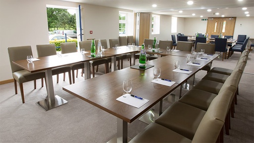 Conference and Meeting rooms at Sandford Springs Hampshire. Davies & leaderboard suites.